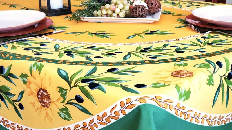French country polyester tablecloths, stain resistant, wipeable fabric, water resistant table cloths, wrinkle free table covers, Tissus Toselli tablecloth, French fabrics