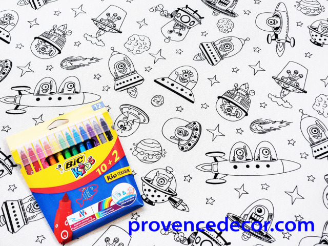 FUN ALIENS COLORING REUSABLE TABLE CLOTH - Washable Coloring Kids Party
