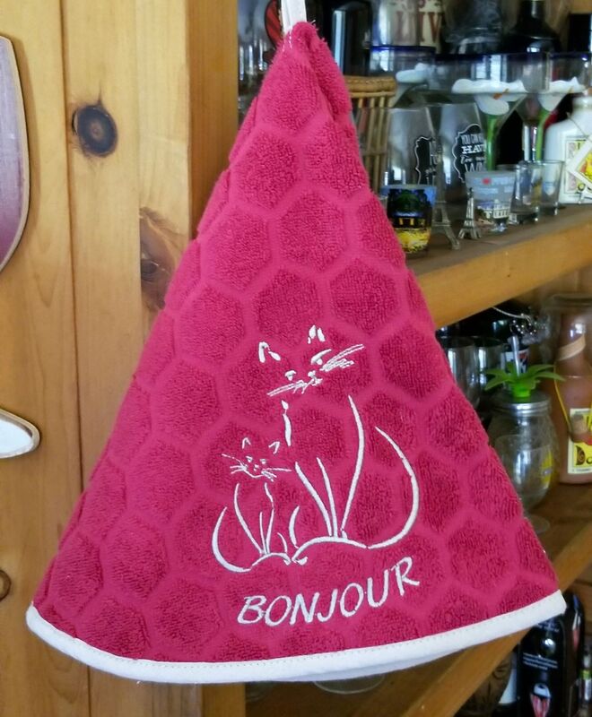 TRENDY CATS BURGUNDY Round Hand Towels - Super soft and absorbent thick cotton fabric - Decorative Kitchen Bathroom Towels - French Cat Lover Home Decor Gifts